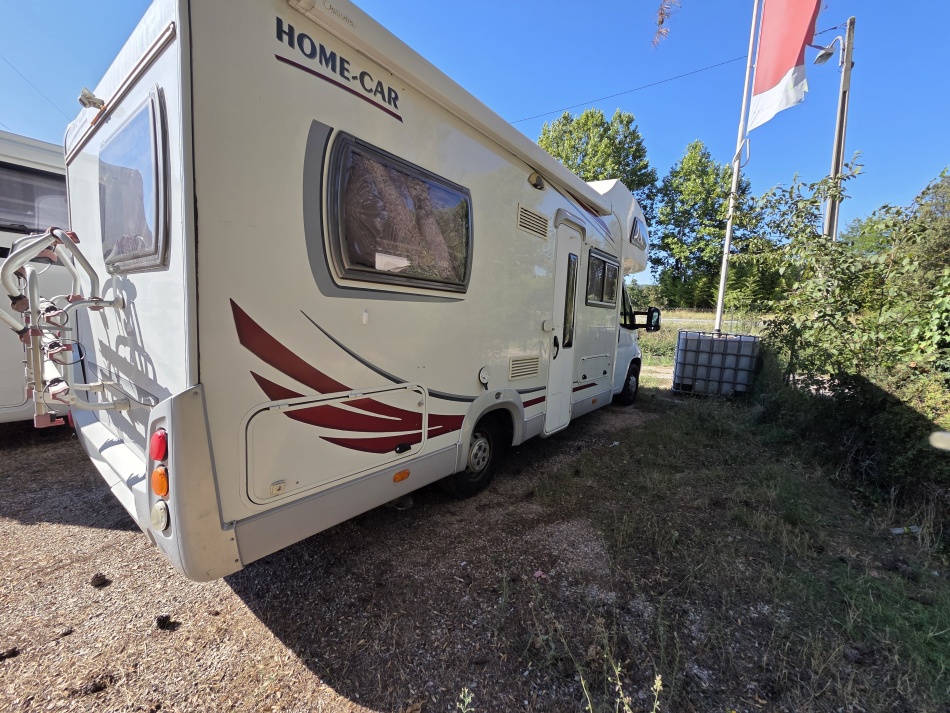 camping car HOME CAR CHATEAU SERIE A mod&egrave;le 2007
